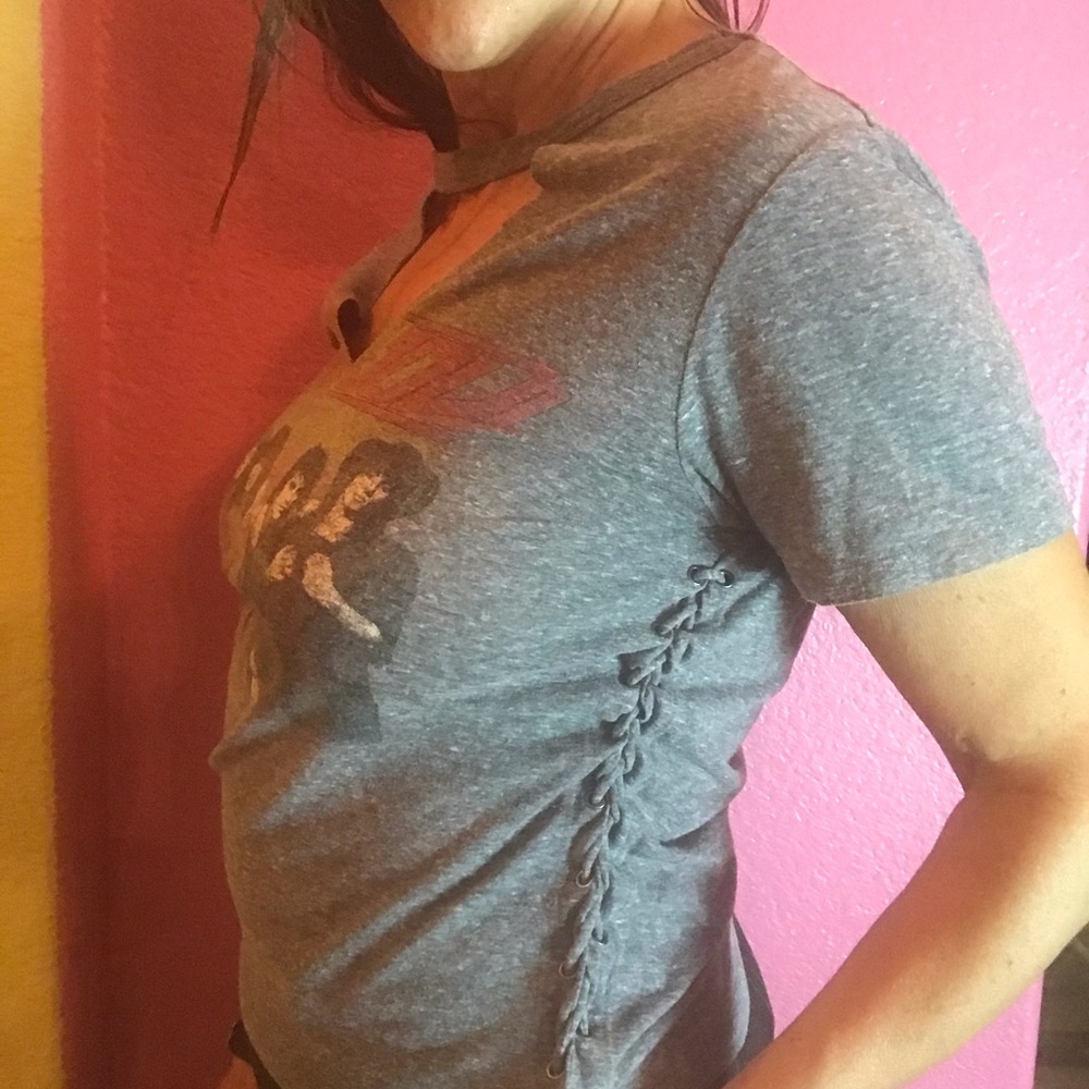 Bon Jovi Graphic T-Shirt